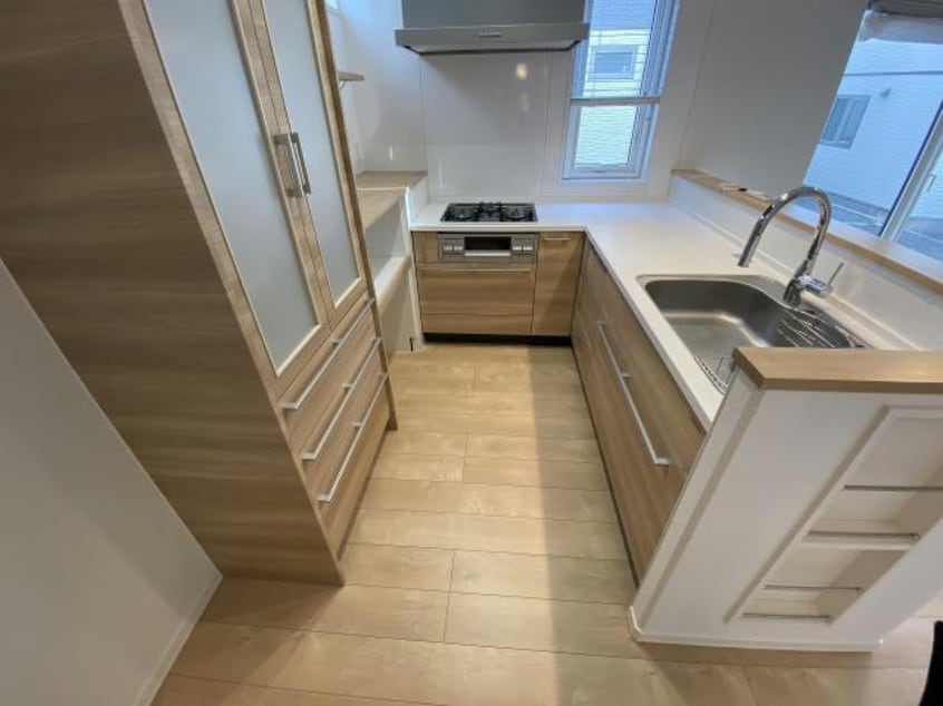  桔梗町435番貸家