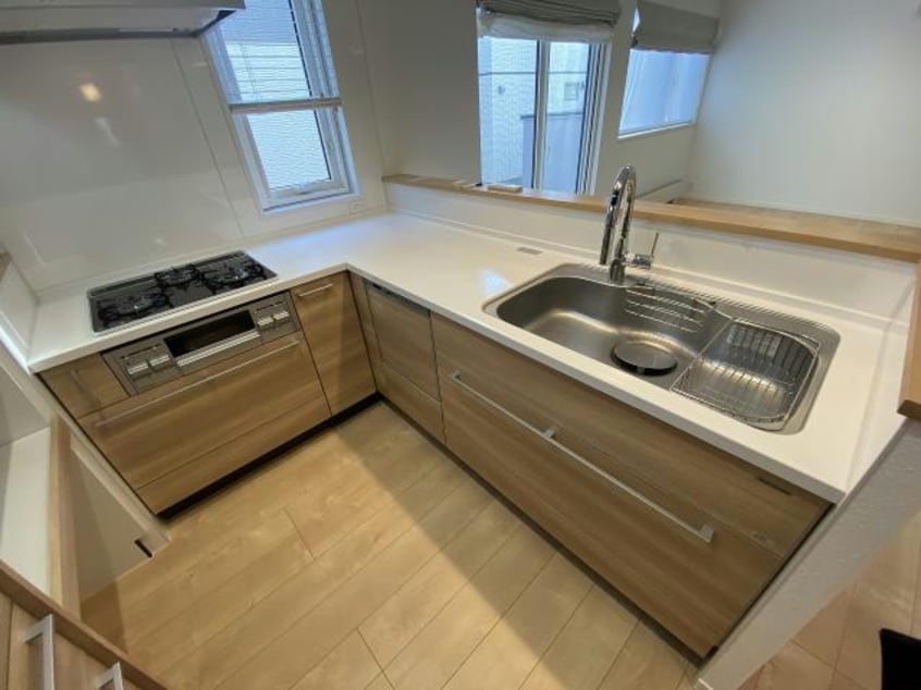  桔梗町435番貸家