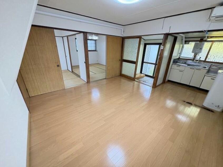  富岡町2丁目23番貸家