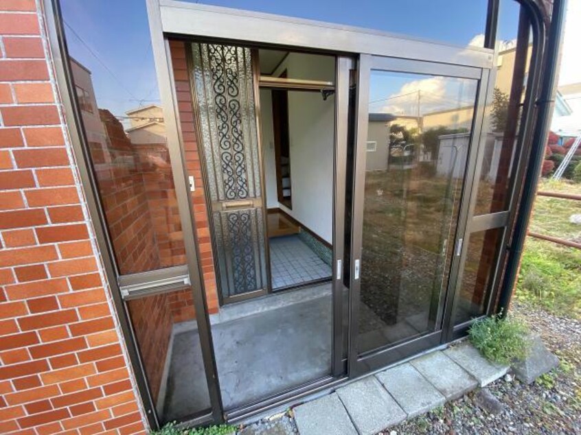  深堀町23番貸家