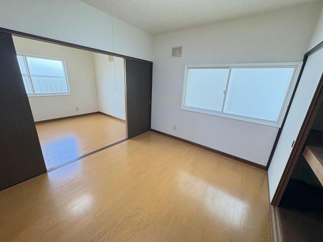  鍛治１棟２戸貸家