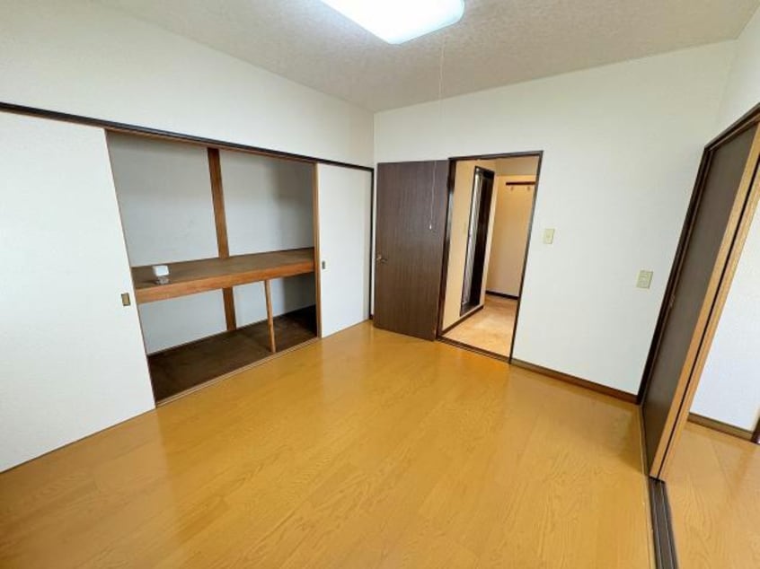  鍛治１棟２戸貸家