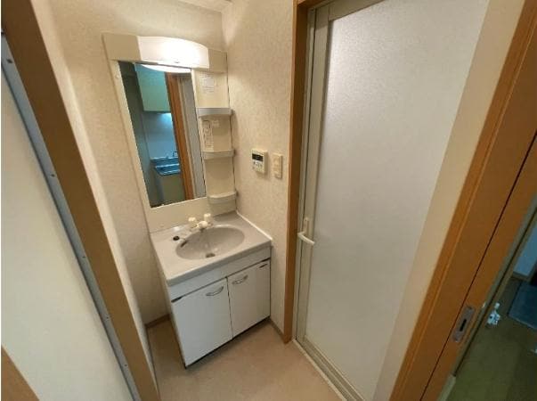  琉球バス(那覇市)/天久二丁目 徒歩1分 3階 築20年