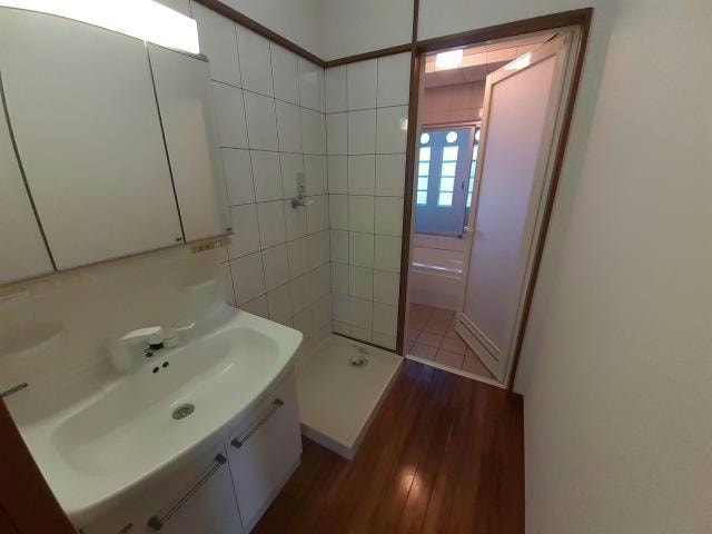  沖縄都市モノレール<ゆいレール>/古島駅 徒歩8分 5階 築17年