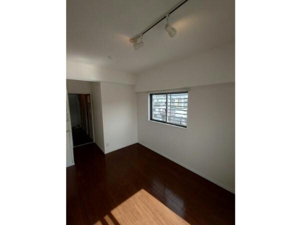  那覇バス（那覇市）/安謝 徒歩3分 5階 築10年