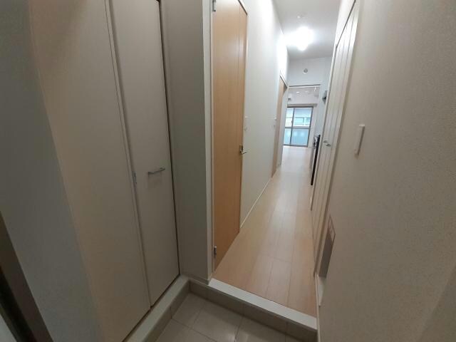  沖縄都市モノレール<ゆいレール>/おもろまち駅 徒歩6分 3階 築3年