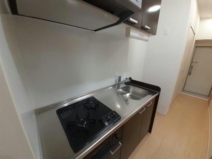  沖縄都市モノレール<ゆいレール>/おもろまち駅 徒歩6分 3階 築3年