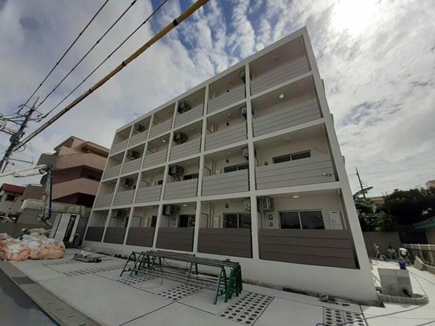  沖縄都市モノレール<ゆいレール>/古島駅 徒歩11分 4階 築3年