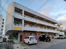 沖縄都市モノレール<ゆいレール>/赤嶺駅 徒歩15分 3階 築41年の外観