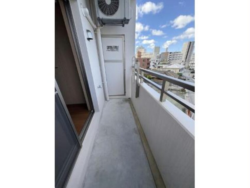  沖縄都市モノレール<ゆいレール>/おもろまち駅 徒歩5分 2階 築2年