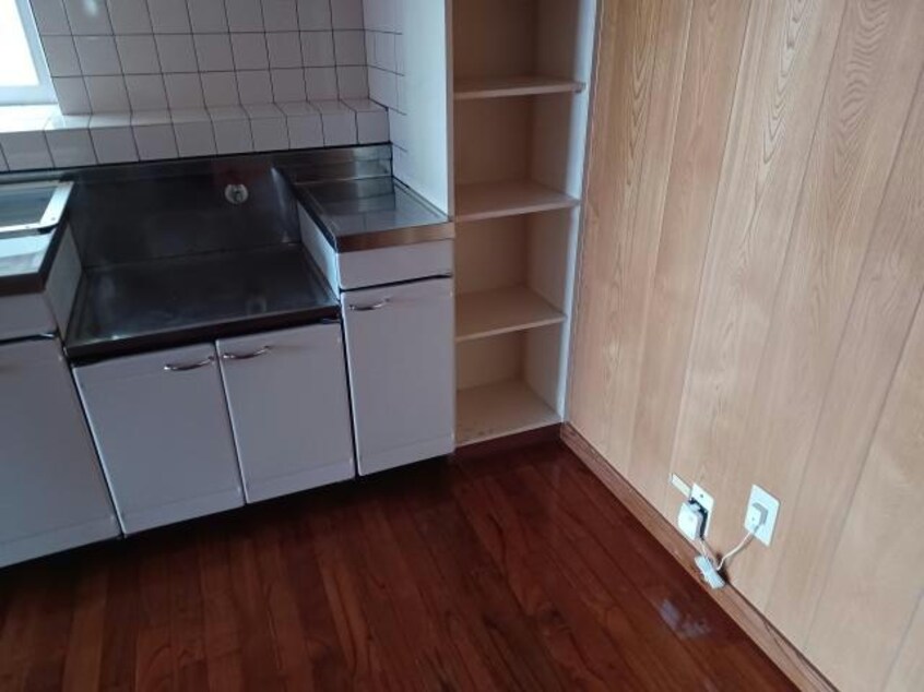  沖縄都市モノレール<ゆいレール>/古島駅 徒歩9分 2階 築26年