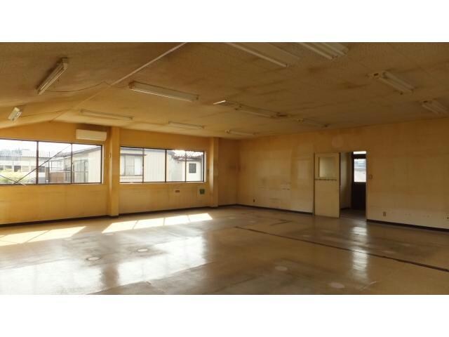  気仙沼線ＢＲＴ/南気仙沼駅 徒歩15分 2-2階 築42年