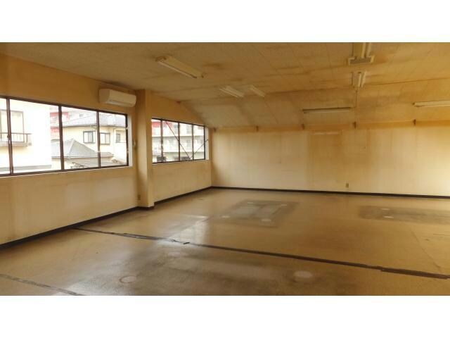  気仙沼線ＢＲＴ/南気仙沼駅 徒歩15分 2-2階 築42年