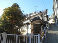 陣山貸家
