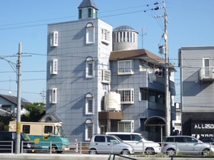 上杉マンション　大学前