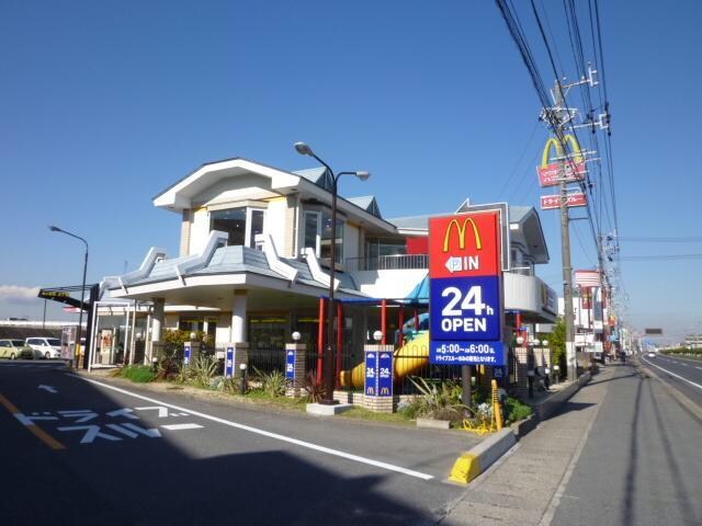 マクドナルド23号津店(その他飲食（ファミレスなど）)まで386m KURIMAマンション