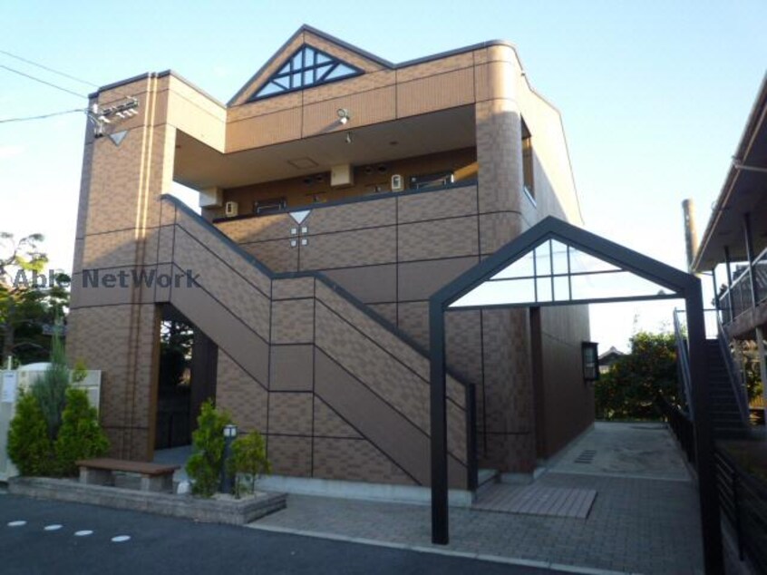  ヴィラ・キューブ