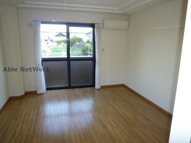  ヴィラ・キューブ