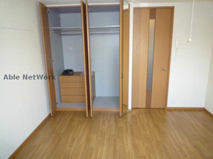  ヴィラ・キューブ