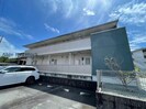 West　Fieldの外観