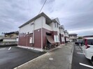 ヴィレッジ川原　東・西棟の外観