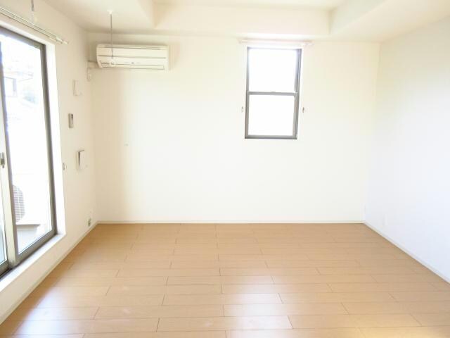  ウィン　ヴィレッジ　Ｂ棟