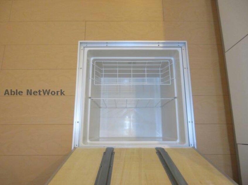  ウィン・アイランド