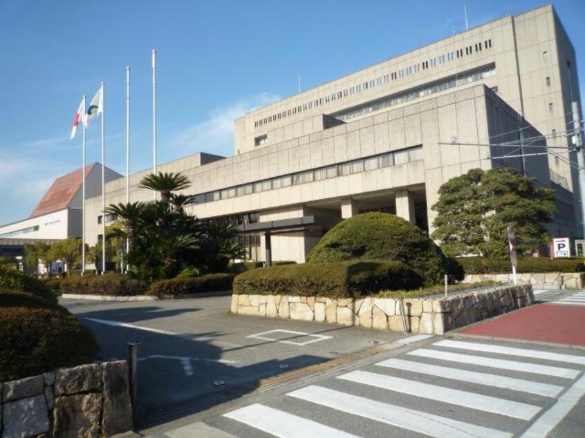 津市役所(役所)まで365m ライフコート丸之内