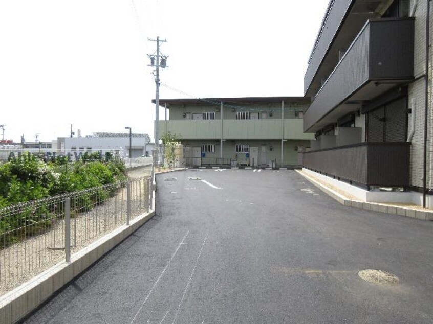  ラルーチェ城山