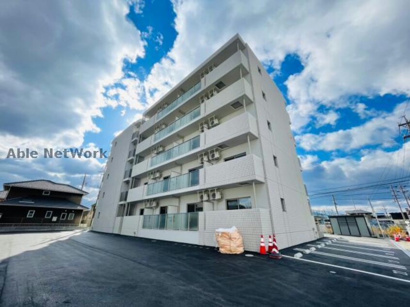  ロイヤルグランコート津