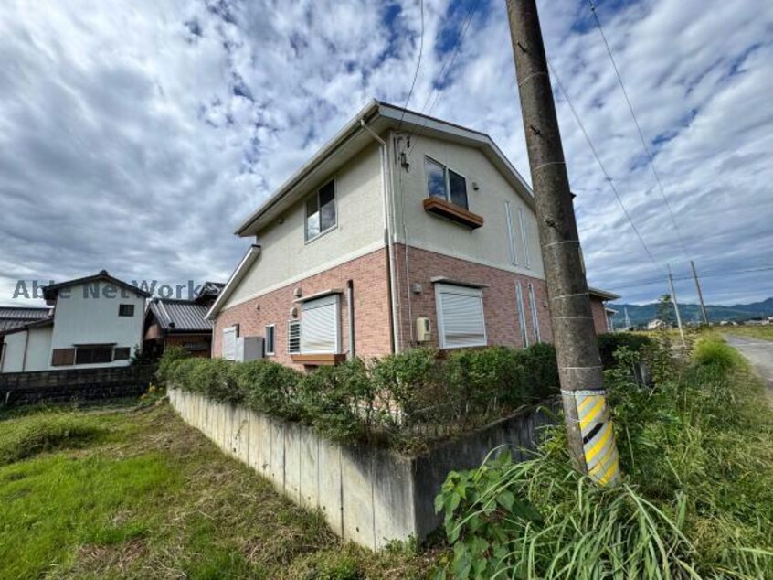 安濃町清水貸家