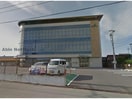 JAみえなか久居支店(銀行)まで808m 仮)久居野村町マンション