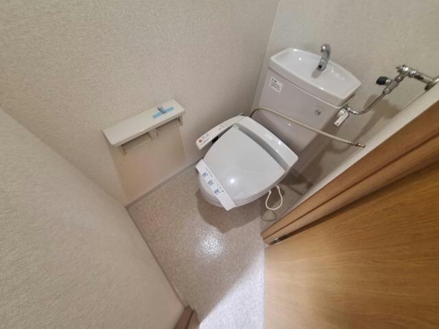 ド・フールネス７１６