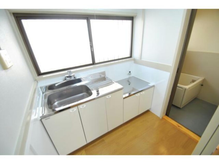  大久保町大窪様棟割貸家１－１４