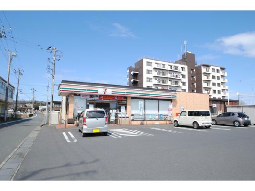 セブンイレブン日立河原子海岸入口店(コンビニ)まで587m 東多賀町松川棟割貸家