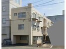 小川ビルの外観
