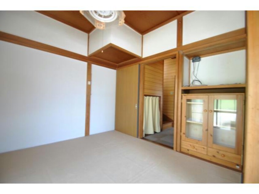  弁天町２丁目貸家