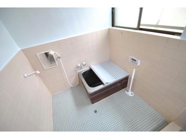  弁天町２丁目貸家