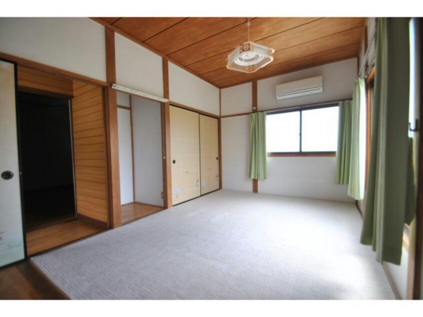  弁天町２丁目貸家