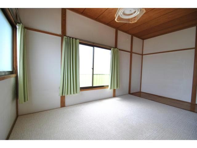  弁天町２丁目貸家