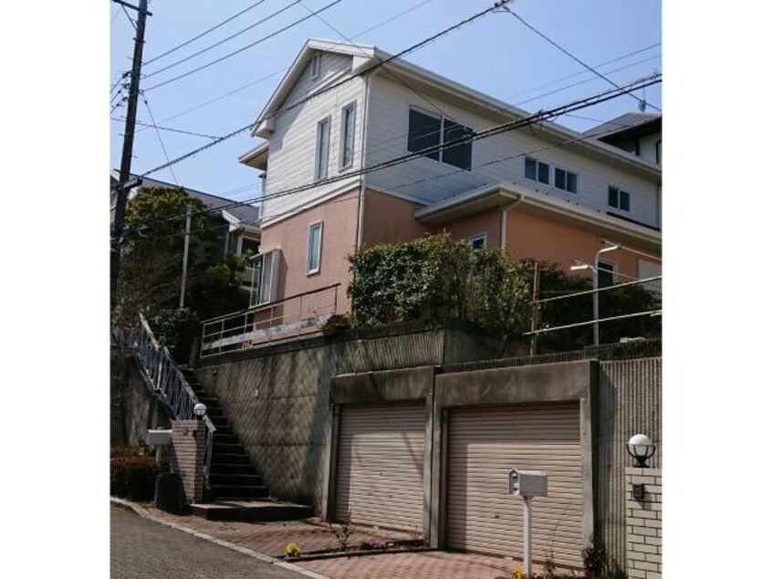  諏訪町5丁目一戸建