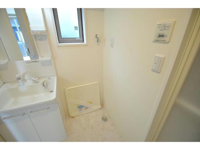 洗濯機置き場 レ・ドゥーシャＢ