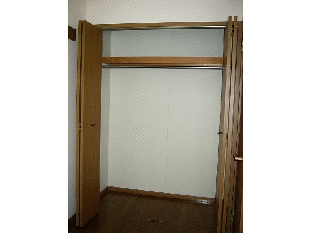 クローゼット オルテンシアＡ