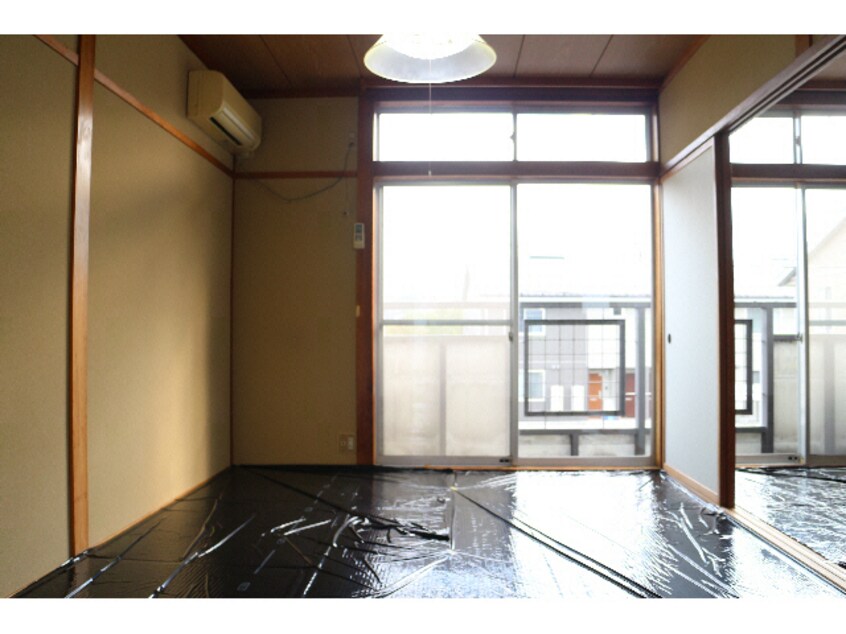 東側和室① ロイヤルＹハイツ