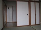 室内③ ロイヤルＹハイツ