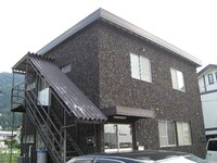 松波テナント