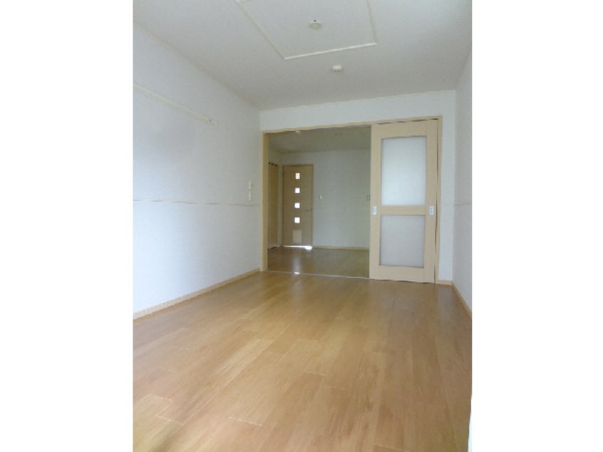 室内 メゾンコーラク