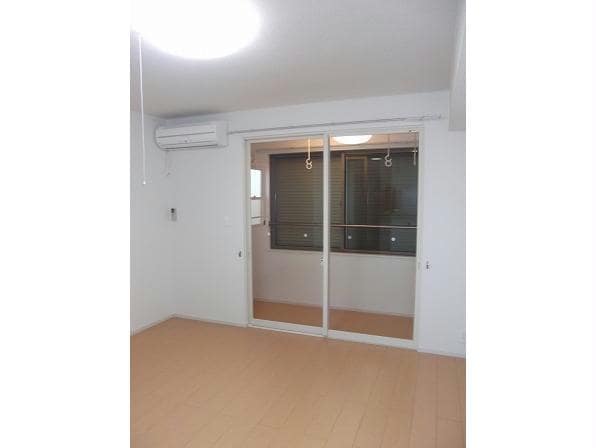  サンリットヴィラ