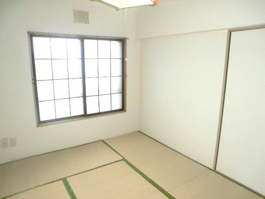  朝日ハイツ２号棟