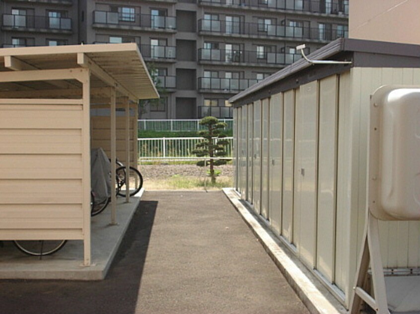  リバティ西岡Ｂ